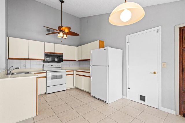 5456 Courtney Circle, Boynton Beach, FL 33472