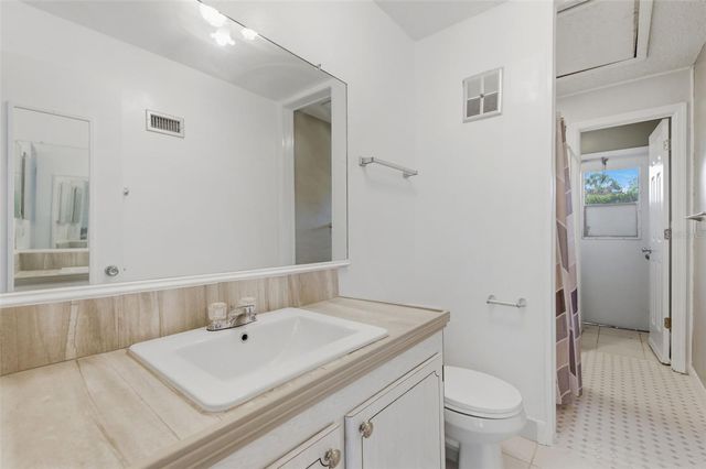 9992 86TH STREET, Seminole, FL 33777