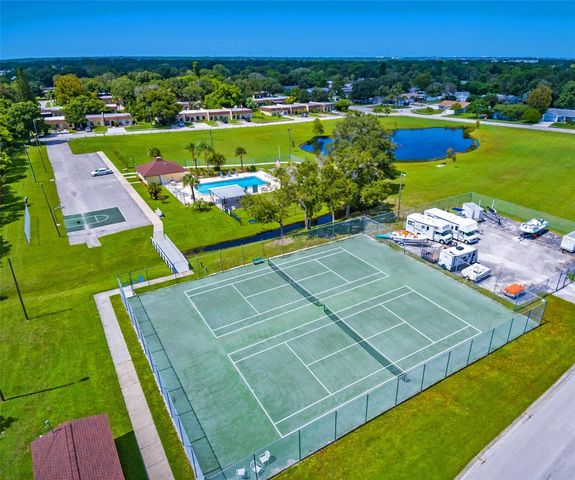 9992 86TH STREET, Seminole, FL 33777