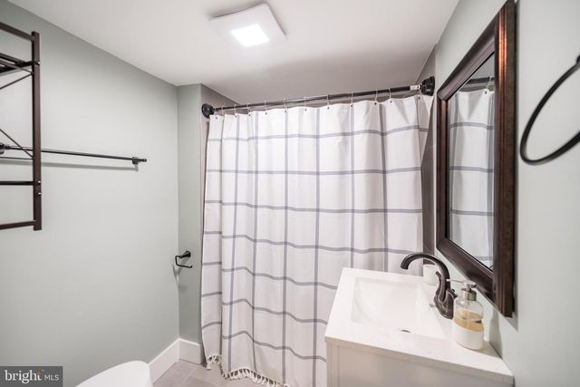 4033 BOONE ST, Philadelphia, PA 19127