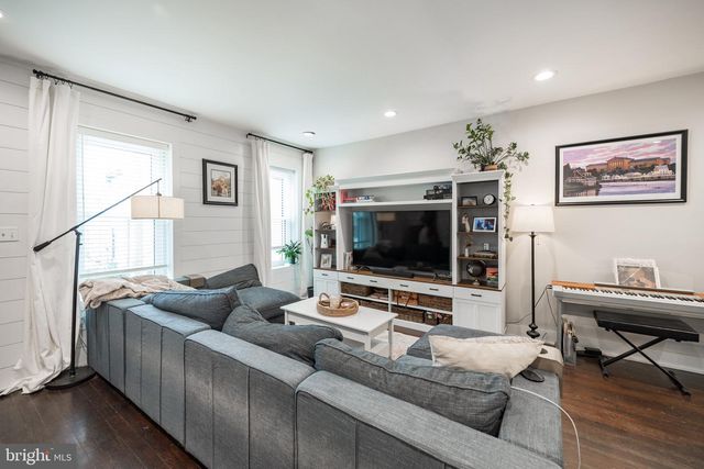 4033 BOONE ST, Philadelphia, PA 19127