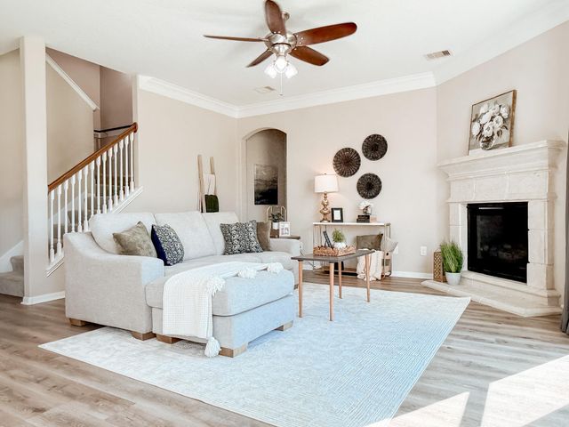 9968 Western Ridge Way, Conroe, TX 77385
