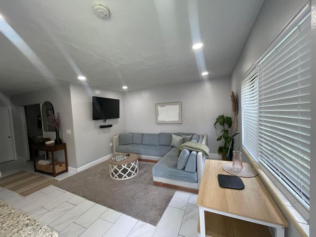 430 NE 1ST Avenue A, Fort Lauderdale, FL 33301