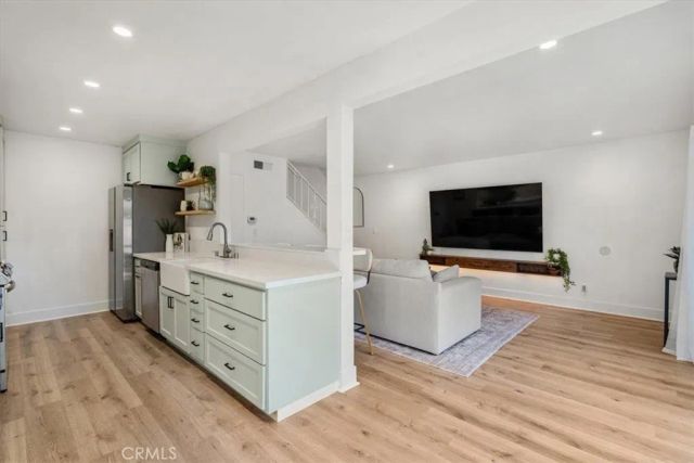 1196 Landsburn Circle, Westlake Village, CA 91361