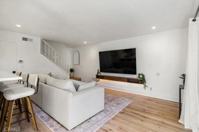 1196 Landsburn Circle, Westlake Village, CA 91361