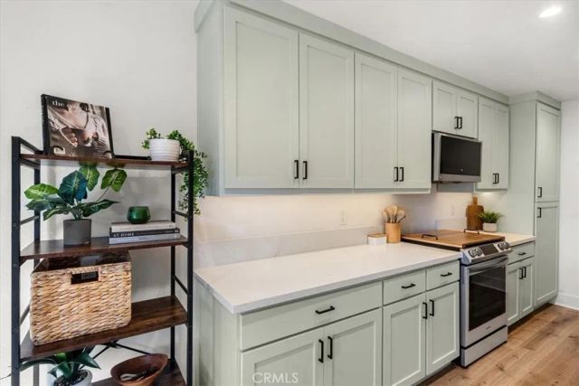 1196 Landsburn Circle, Westlake Village, CA 91361