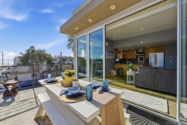 802 Ostend Ct, San Diego, CA 92109