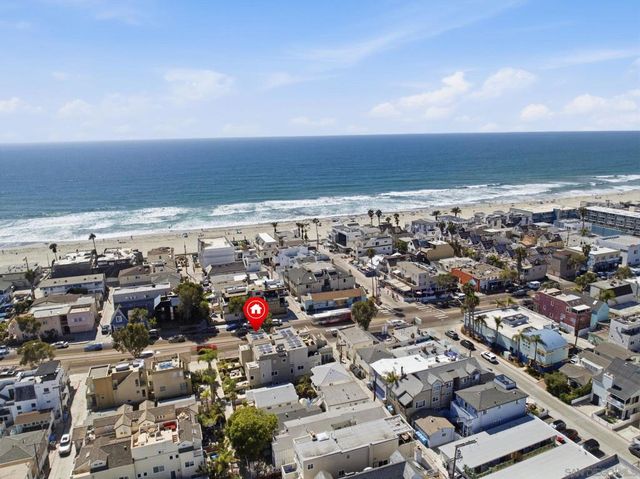 802 Ostend Ct, San Diego, CA 92109
