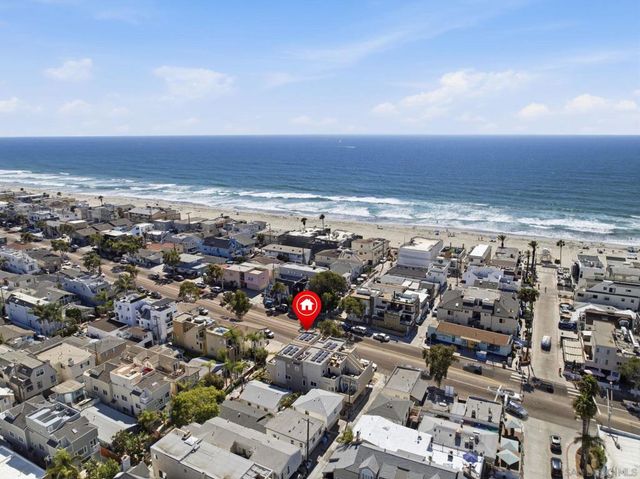 802 Ostend Ct, San Diego, CA 92109