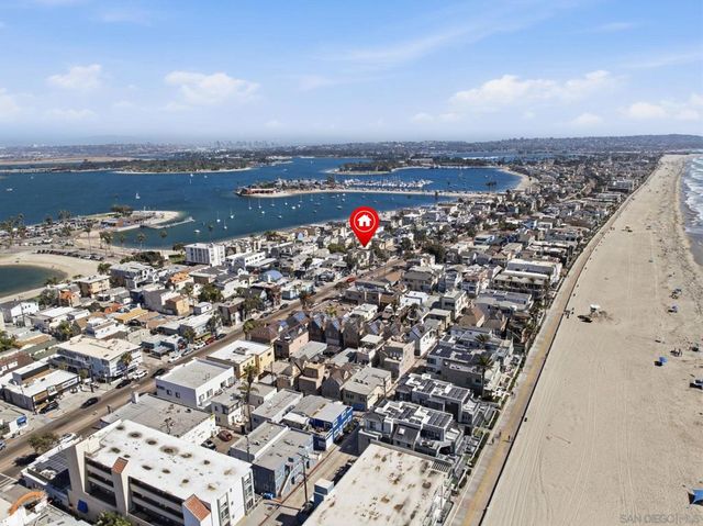 802 Ostend Ct, San Diego, CA 92109
