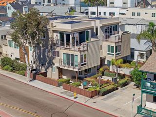 802 Ostend Ct, San Diego, CA 92109