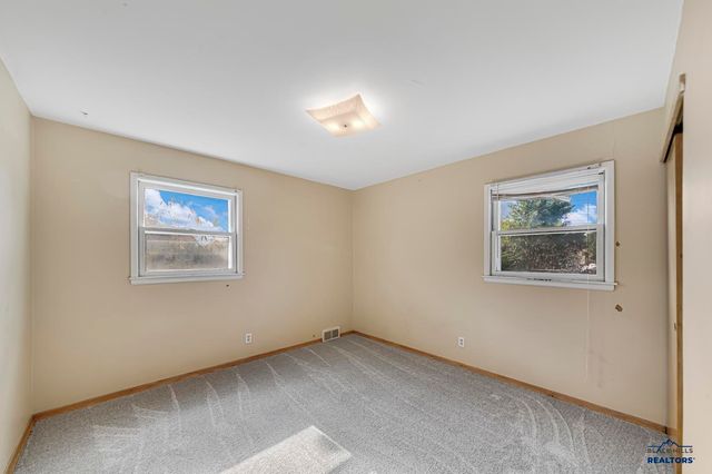 815 HAINES AVE, Rapid City, SD 57701