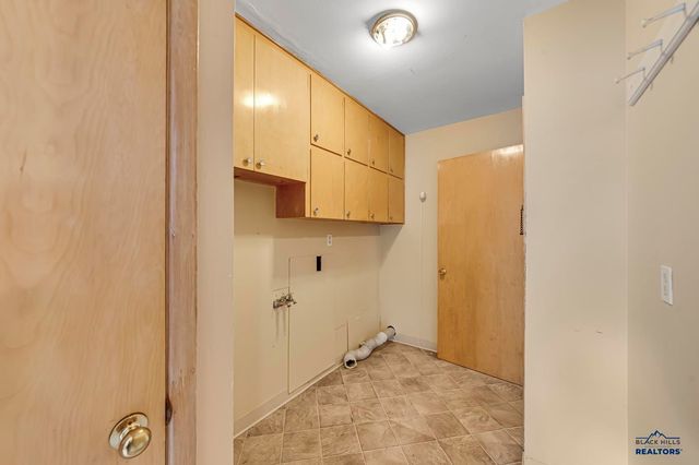 815 HAINES AVE, Rapid City, SD 57701