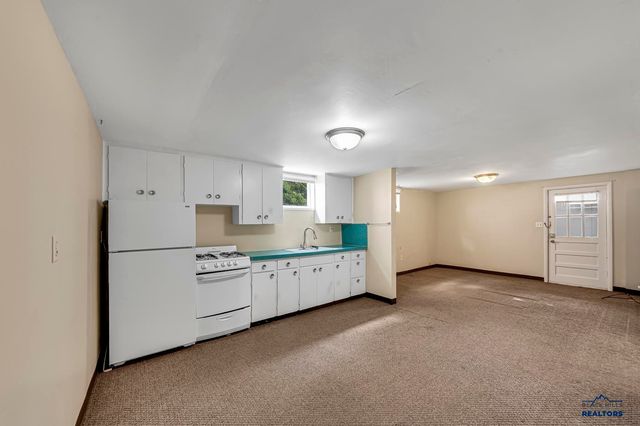 815 HAINES AVE, Rapid City, SD 57701