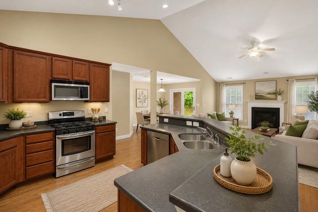 1015 Blockade Runner Parkway, Summerville, SC 29485