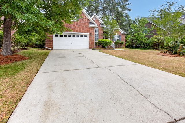 1015 Blockade Runner Parkway, Summerville, SC 29485