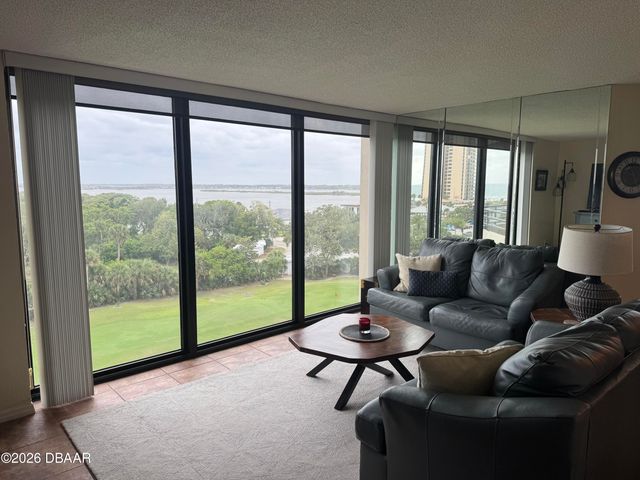 1 Oceans West Boulevard, Daytona Beach Shores, FL 32118