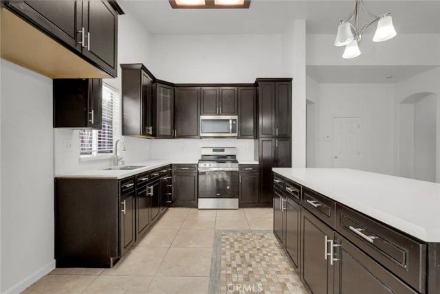 3770 Buenaventura, Ceres, CA 95307