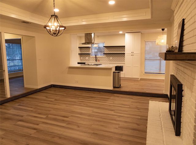 5733 Sage Bloom Drive, Arlington, TX 76017