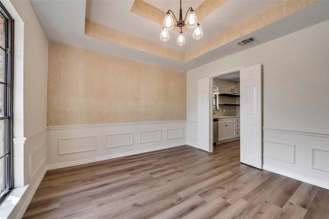 5733 Sage Bloom Drive, Arlington, TX 76017