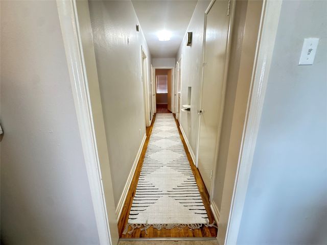 2732 W Jefferson Boulevard, Dallas, TX 75211