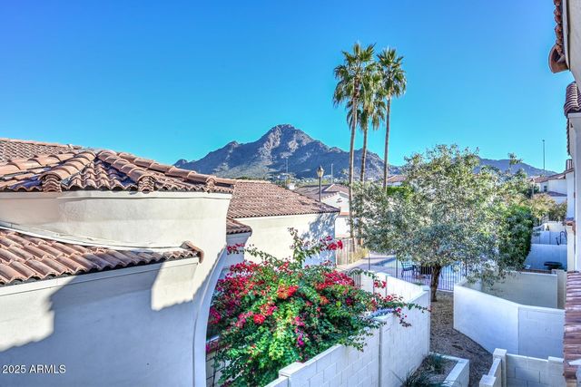 1750 E OCOTILLO Road E 18, Phoenix, AZ 85016