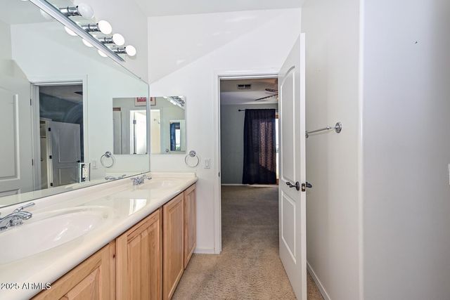 1750 E OCOTILLO Road E 18, Phoenix, AZ 85016