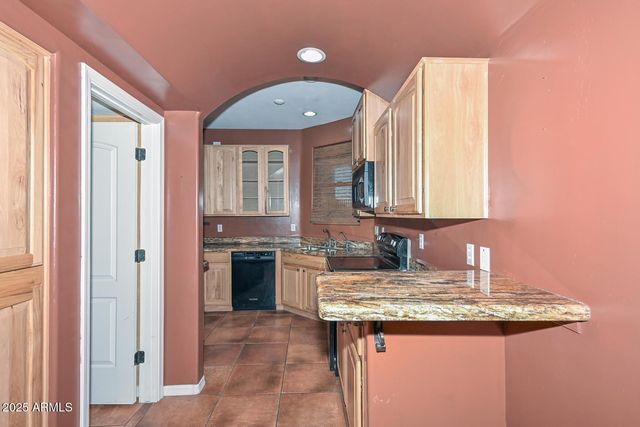 1750 E OCOTILLO Road E 18, Phoenix, AZ 85016