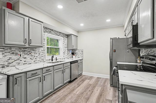 166 Kipling Way, Riverdale, GA 30274