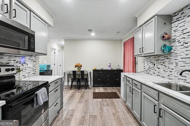 166 Kipling Way, Riverdale, GA 30274