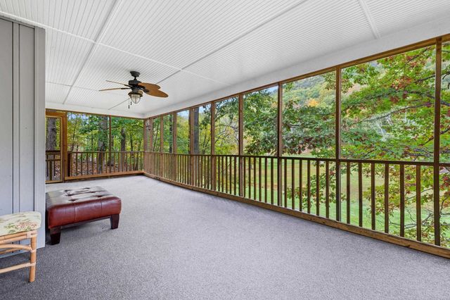 5067 NICKLAUS LN, Mcgaheysville, VA 22840