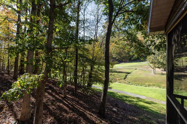 5067 NICKLAUS LN, Mcgaheysville, VA 22840