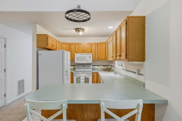 5067 NICKLAUS LN, Mcgaheysville, VA 22840