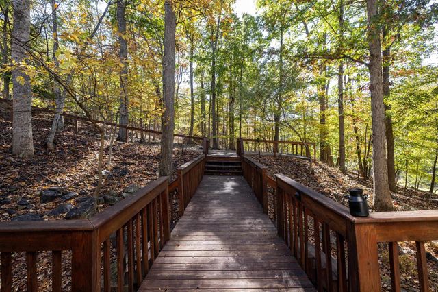 5067 NICKLAUS LN, Mcgaheysville, VA 22840