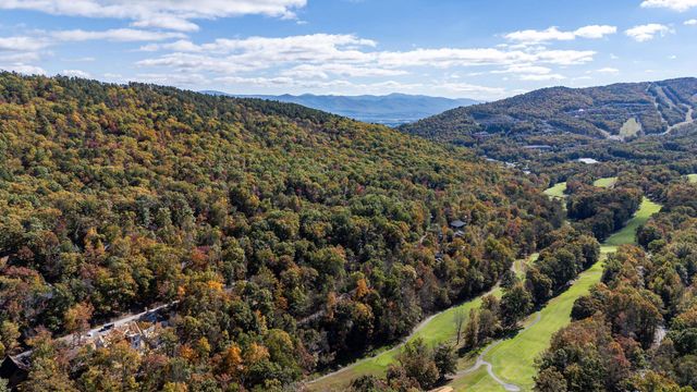 5067 NICKLAUS LN, Mcgaheysville, VA 22840