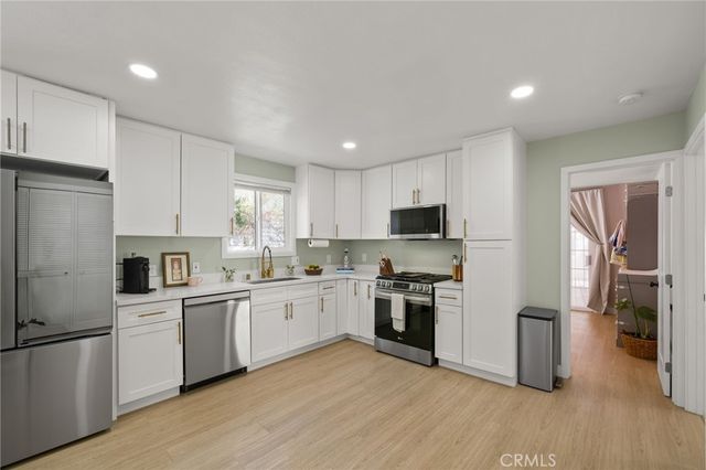 4020 Wall Street, Los Angeles, CA 90011