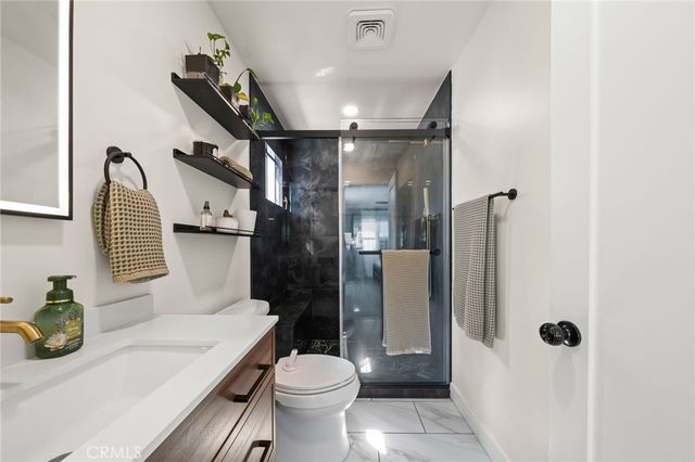 4020 Wall Street, Los Angeles, CA 90011