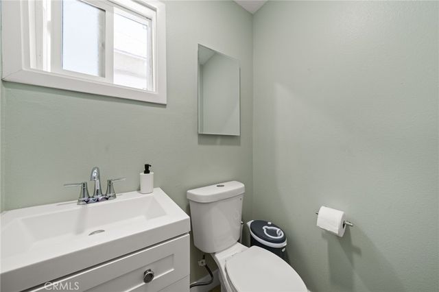 4020 Wall Street, Los Angeles, CA 90011