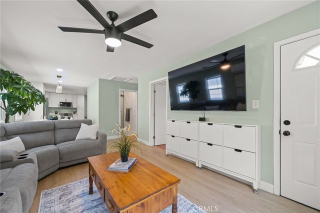 4020 Wall Street, Los Angeles, CA 90011