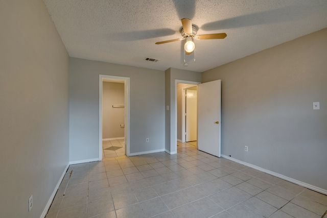 3422 Heritage Lane, Forest Hill, TX 76140