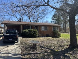 112 Payne Ave, Tracy City, TN 37387