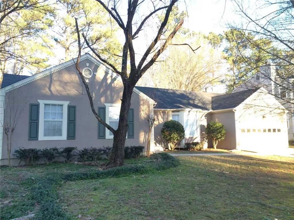 11175 Abbotts Station Drive, Johns Creek, GA 30097