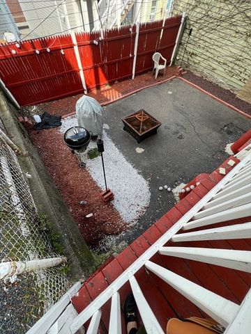 288 Meridian St. 1, Boston, MA 02128