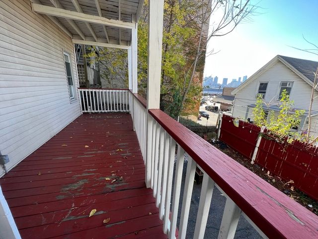 288 Meridian St. 1, Boston, MA 02128