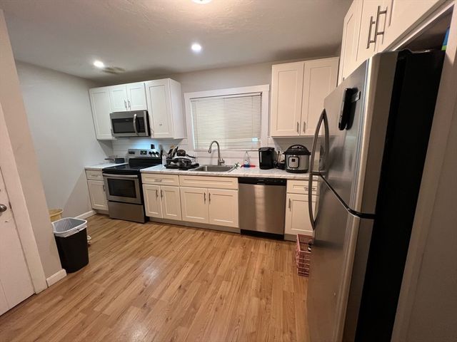 288 Meridian St. 1, Boston, MA 02128