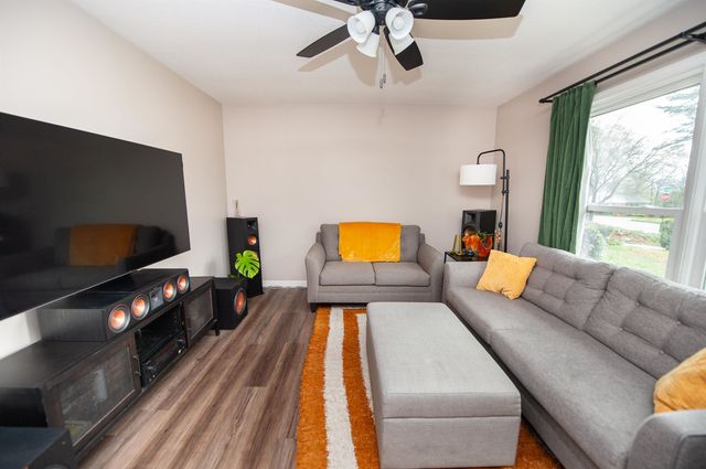 226 Willow Oaks Drive, Spartanburg, SC 29301