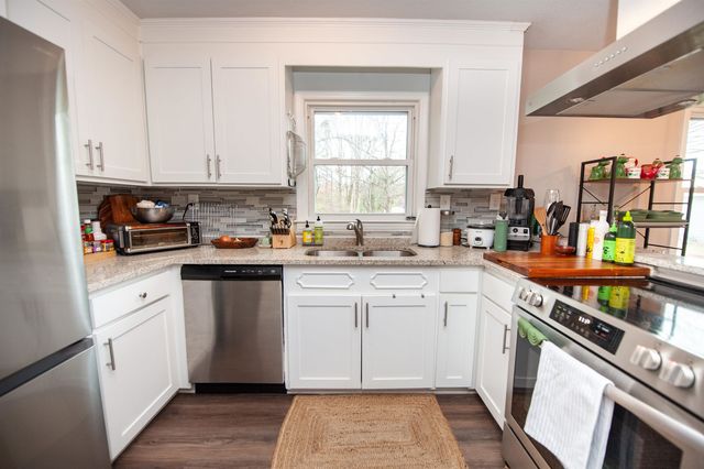 226 Willow Oaks Drive, Spartanburg, SC 29301