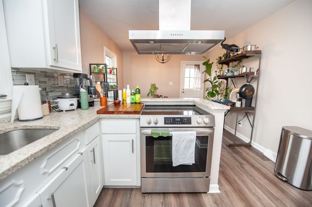 226 Willow Oaks Drive, Spartanburg, SC 29301