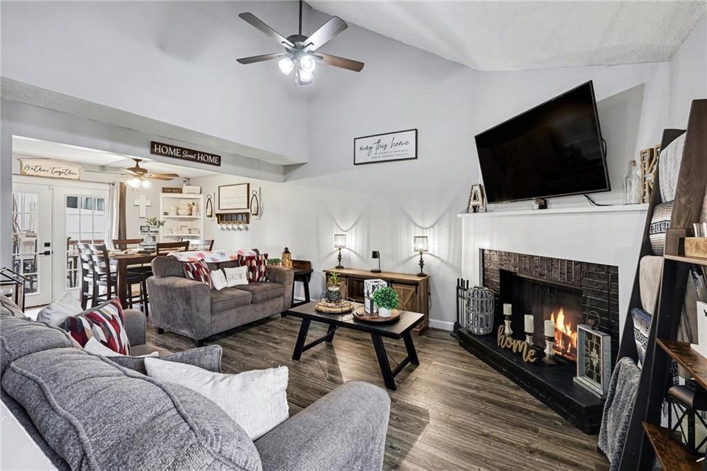 5768 N Anita Avenue, Kansas City, MO 64151