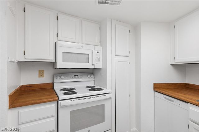 3769 Carlyle Drive 67, Las Vegas, NV 89115